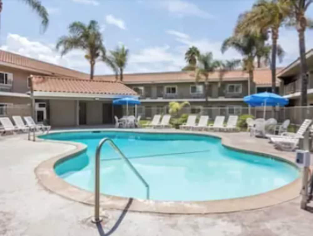 Travelodge By Wyndham Hemet Ca Exteriér fotografie