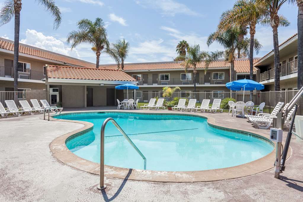 Travelodge By Wyndham Hemet Ca Zařízení fotografie